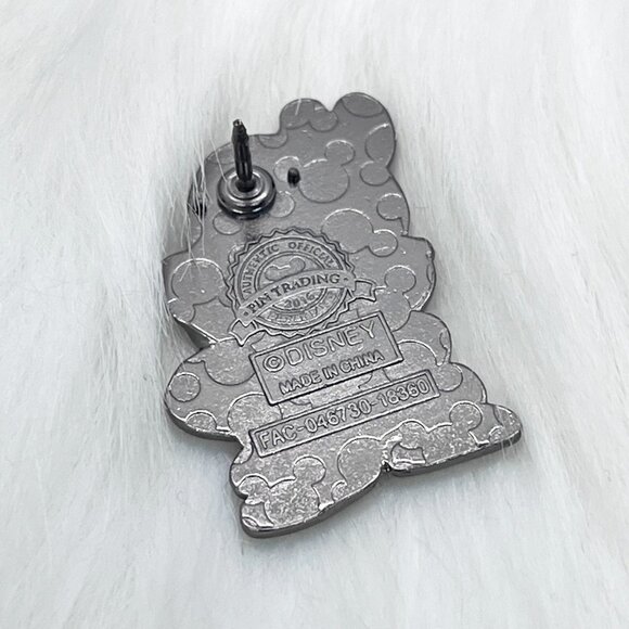 🔮 5/$25 Disney Chip 'n' Dale Stylized Chip Pin - Picture 3 of 3